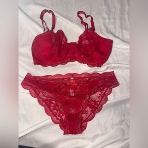 NWOT Victorias Secret Red Holiday Set BOGO-READ DESCRIPTION